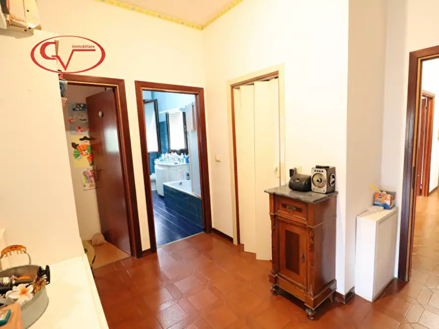 Immagine 16 di Appartamento in vendita  a Cavriglia