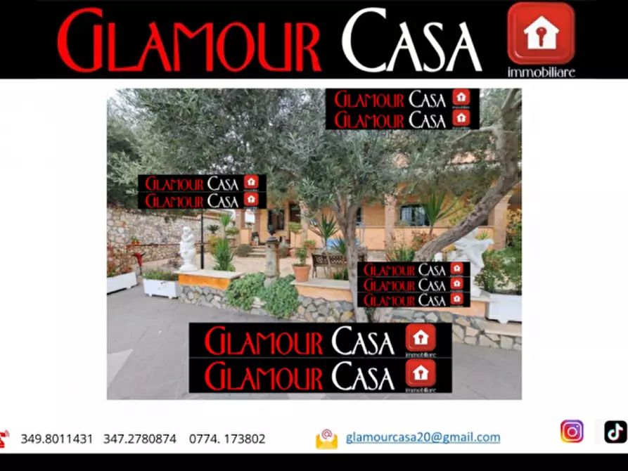 Immagine 5 di Casa bifamiliare in vendita  in Via Lunano a Roma