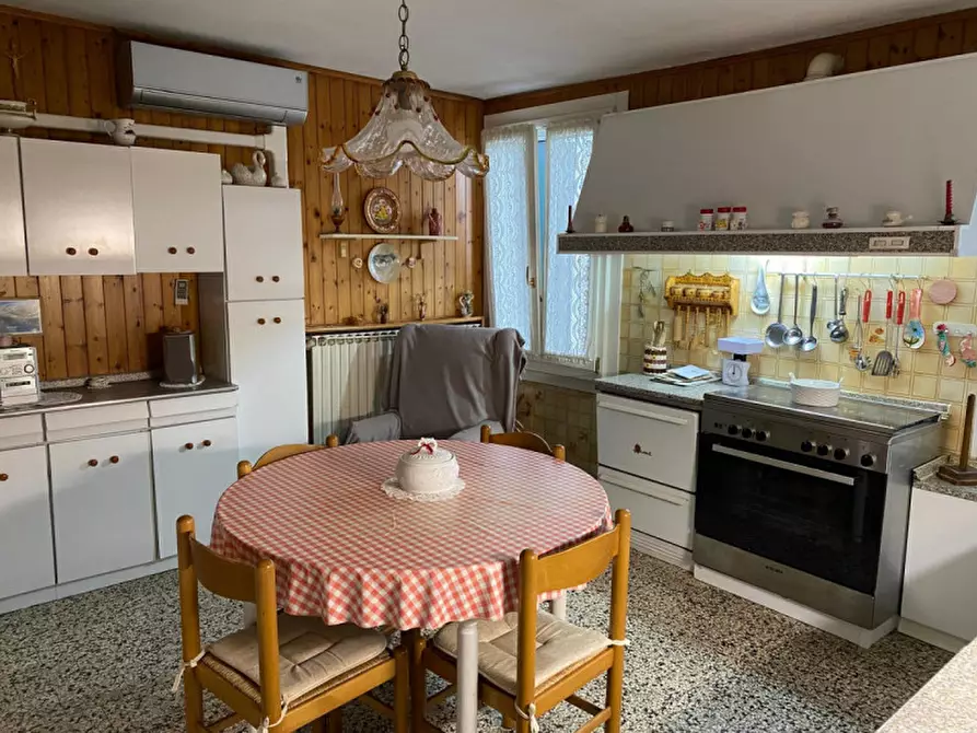 Immagine 9 di Villetta a schiera in vendita  a Fratta Polesine