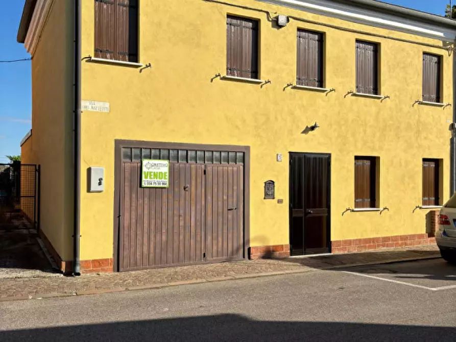 Immagine 1 di Villetta a schiera in vendita  a Masi