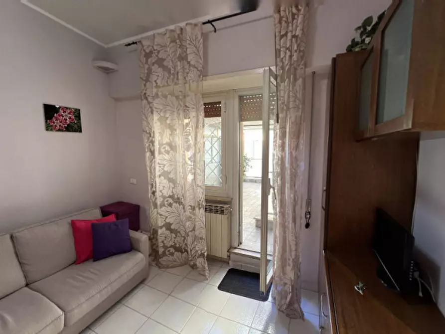 Immagine 15 di Appartamento in affitto  in Via Baldassarre Orero a Roma