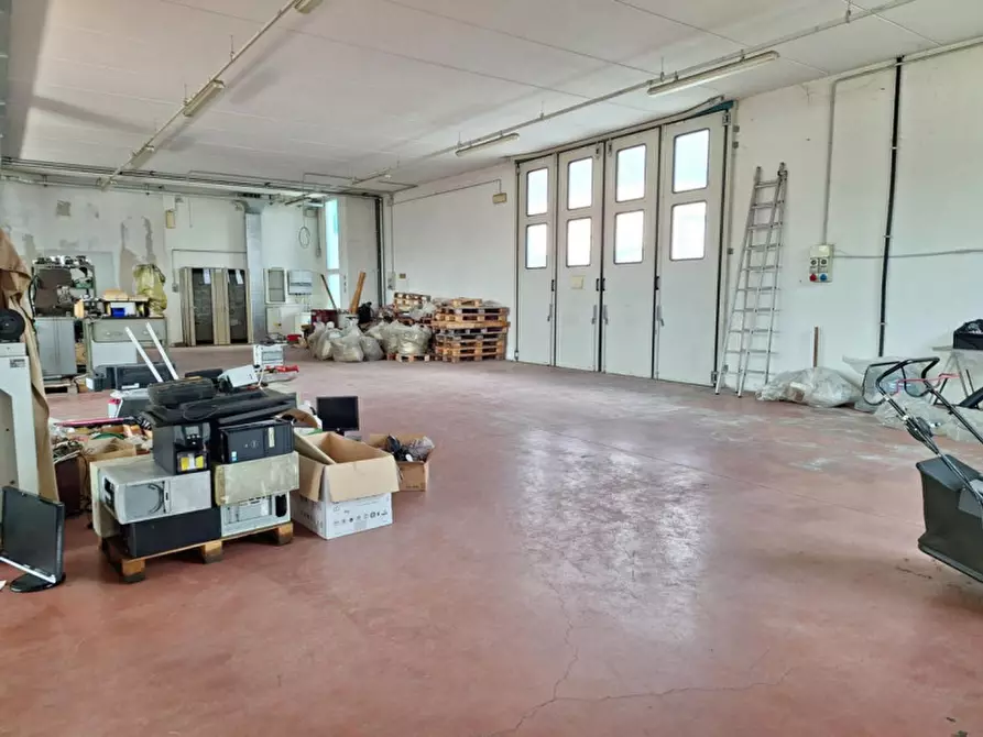 Immagine 5 di Capannone industriale in vendita  in Strada Marchesane, 297, 36061 Bassano del Grappa VI, Italia a Bassano Del Grappa