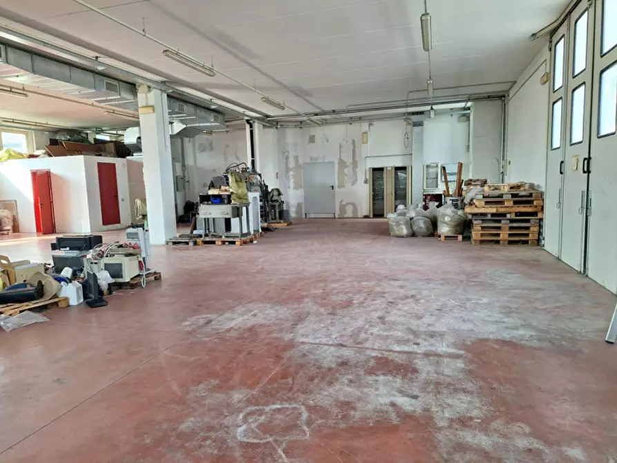 Immagine 6 di Capannone industriale in vendita  in Strada Marchesane, 297, 36061 Bassano del Grappa VI, Italia a Bassano Del Grappa