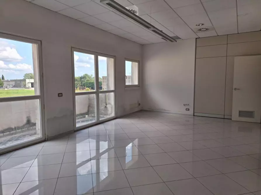 Immagine 13 di Capannone industriale in vendita  in Strada Marchesane, 297, 36061 Bassano del Grappa VI, Italia a Bassano Del Grappa