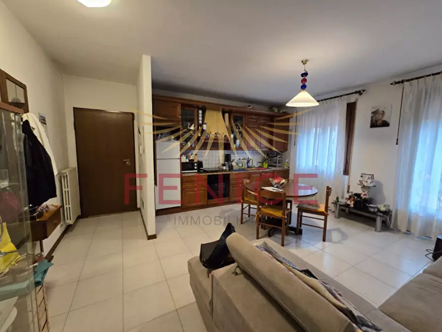 Immagine 3 di Appartamento in vendita  in via fracasso a Santa Maria Di Sala