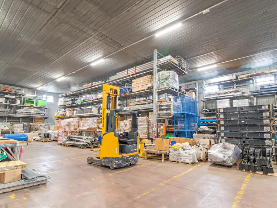 Immagine 14 di Capannone industriale in vendita  in Via Mori a Budrio