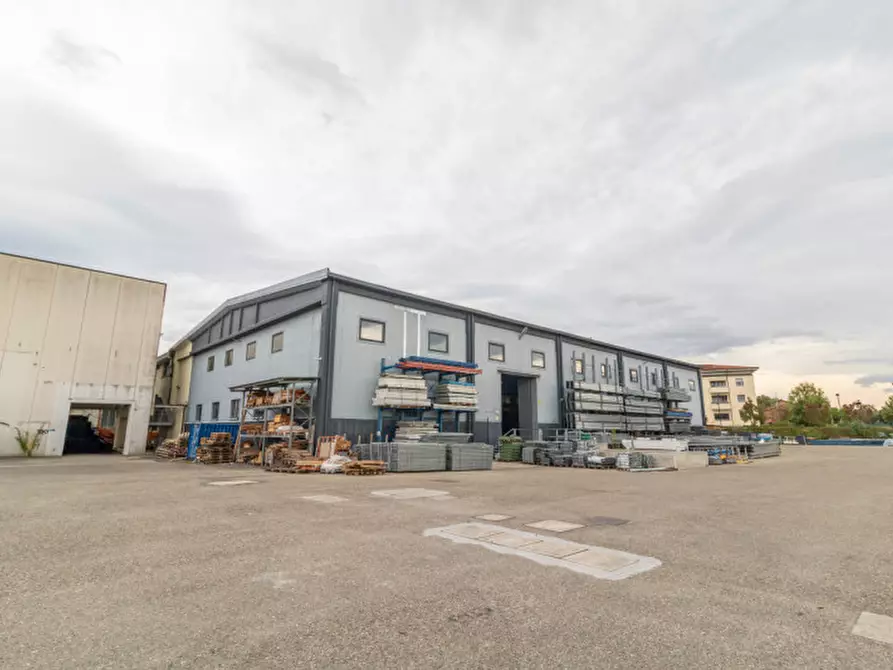 Immagine 23 di Capannone industriale in vendita  in Via Mori a Budrio