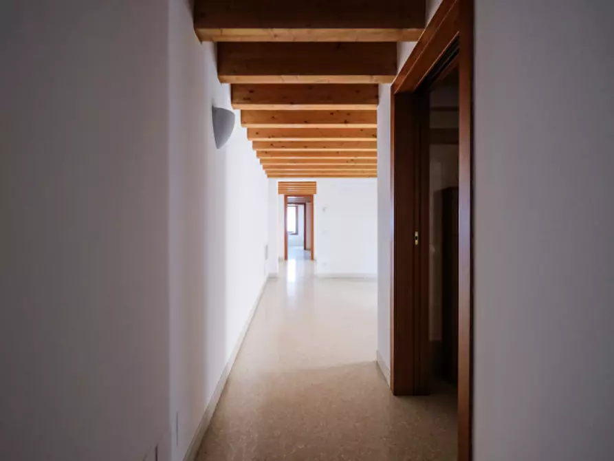 Immagine 8 di Appartamento in vendita  in Contra' San Francesco Vecchio 12 a Vicenza