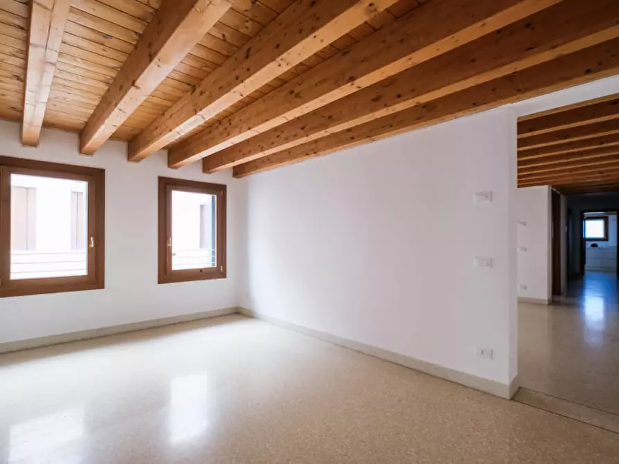 Immagine 12 di Appartamento in vendita  in Contra' San Francesco Vecchio 12 a Vicenza