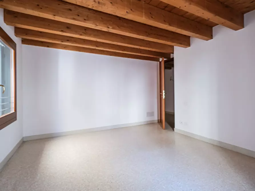 Immagine 20 di Appartamento in vendita  in Contra' San Francesco Vecchio 12 a Vicenza