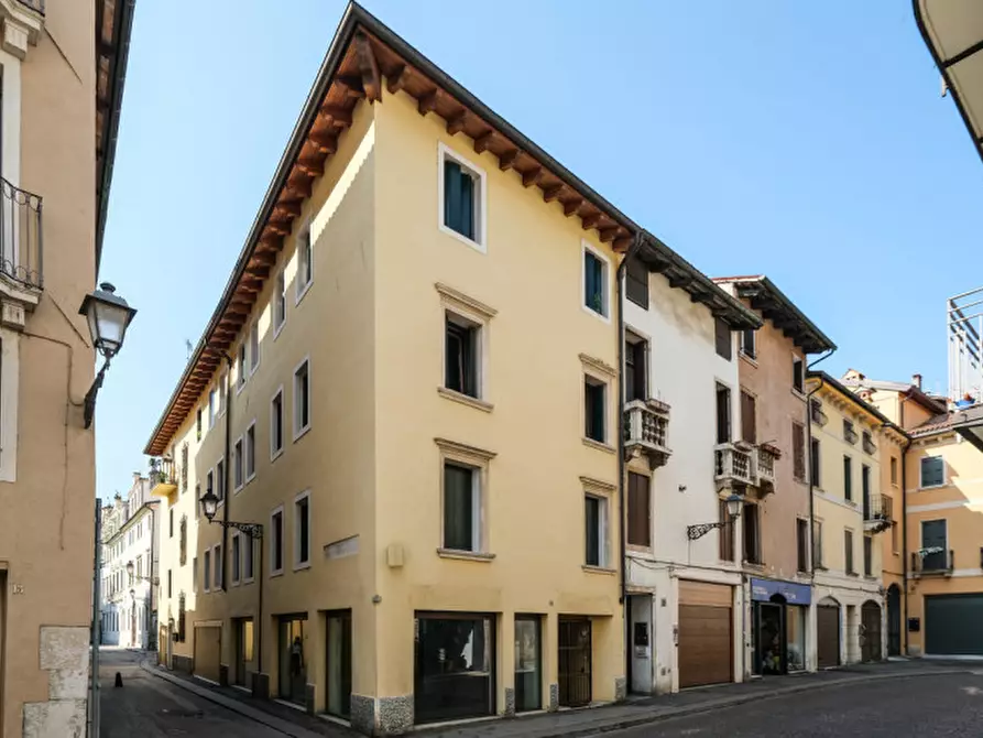 Immagine 27 di Appartamento in vendita  in Contra' San Francesco Vecchio 12 a Vicenza