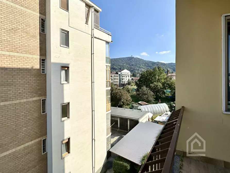 Immagine 15 di Appartamento in vendita  in Strada San Mauro 184 a Torino