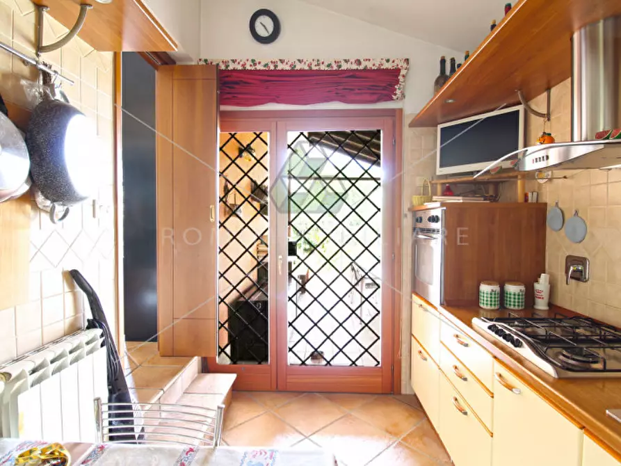 Immagine 6 di Villa in vendita  in Via Gaetano Luporini a Roma