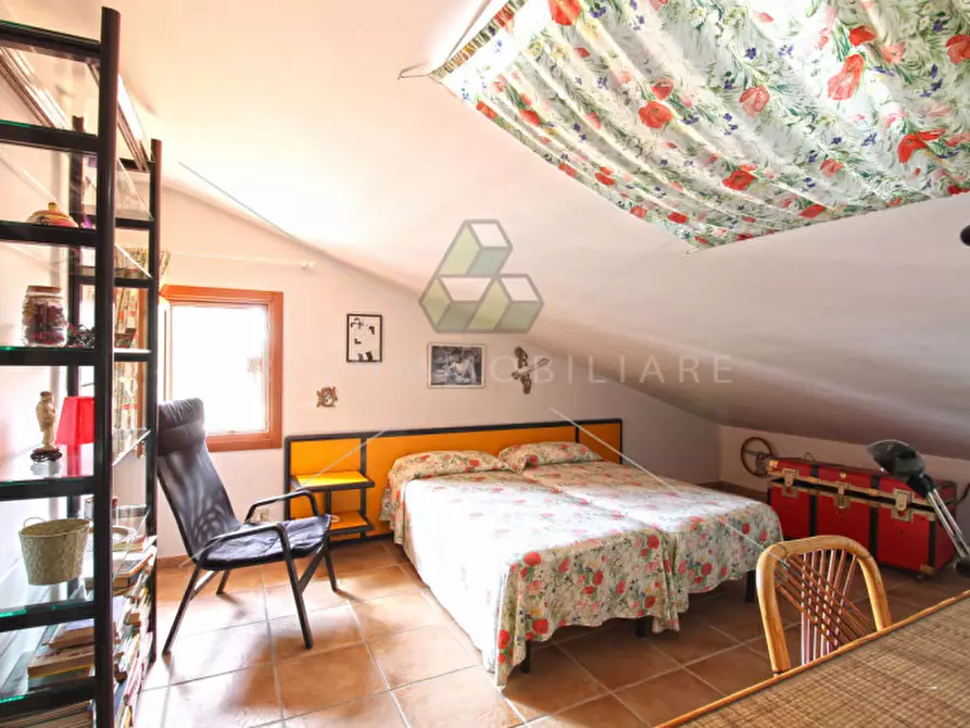 Immagine 11 di Villa in vendita  in Via Gaetano Luporini a Roma