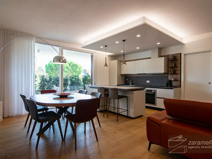 Immagine 1 di Appartamento in vendita  in Via Andrea Previtali a Abano Terme