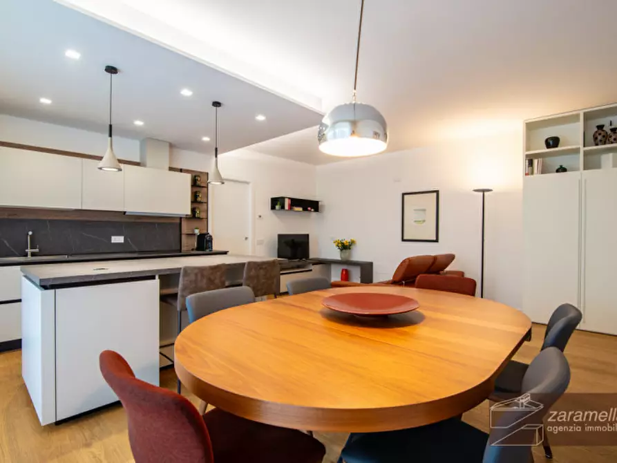 Immagine 3 di Appartamento in vendita  in Via Andrea Previtali a Abano Terme