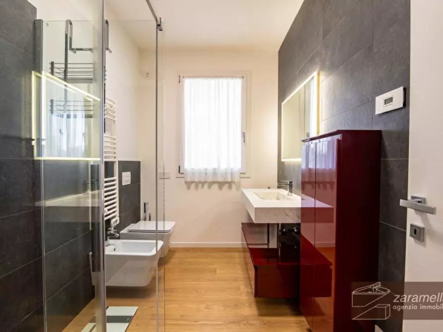 Immagine 9 di Appartamento in vendita  in Via Andrea Previtali a Abano Terme