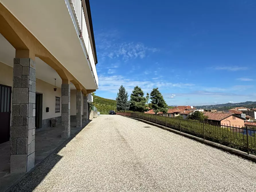 Immagine 4 di Casa indipendente in vendita  in Via Vittorio Veneto 17 a Barolo