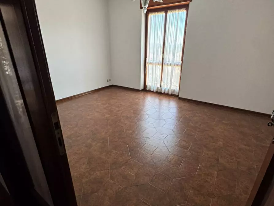 Immagine 17 di Casa indipendente in vendita  in Via Vittorio Veneto 17 a Barolo