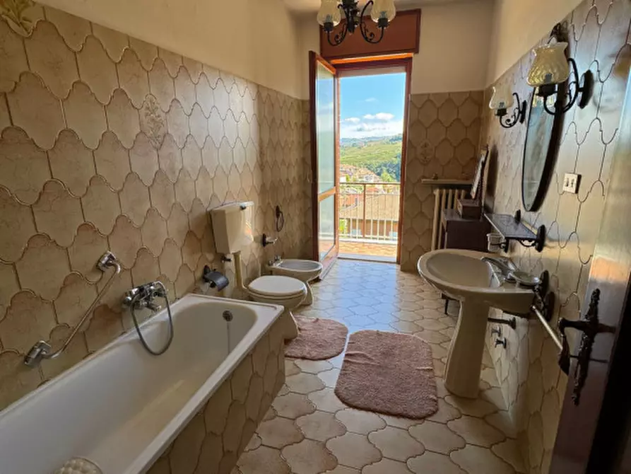 Immagine 20 di Casa indipendente in vendita  in Via Vittorio Veneto 17 a Barolo