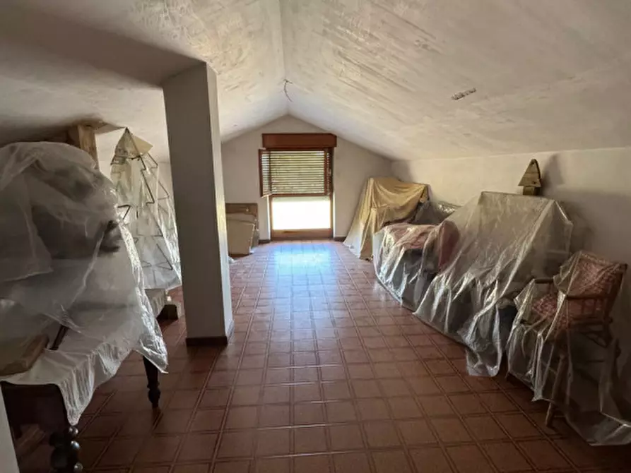 Immagine 22 di Casa indipendente in vendita  in Via Vittorio Veneto 17 a Barolo