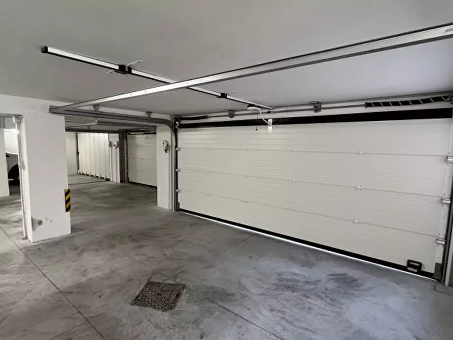 Immagine 40 di Appartamento in vendita  in Via Podgora a Ancona