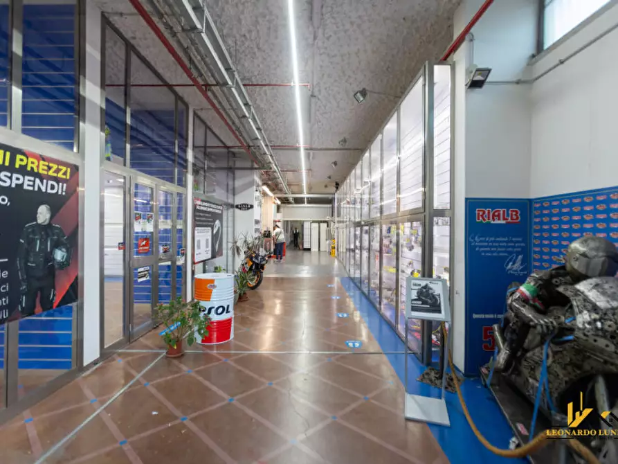 Immagine 4 di Magazzino in affitto  in Via Filippo Brunelleschi a Palermo