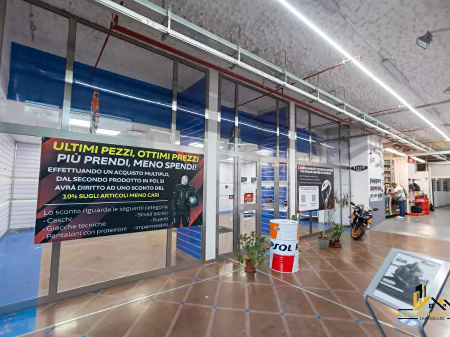 Immagine 5 di Magazzino in affitto  in Via Filippo Brunelleschi a Palermo