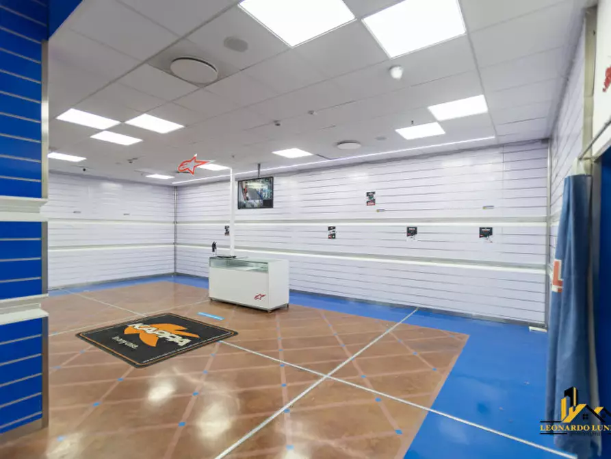 Immagine 7 di Magazzino in affitto  in Via Filippo Brunelleschi a Palermo