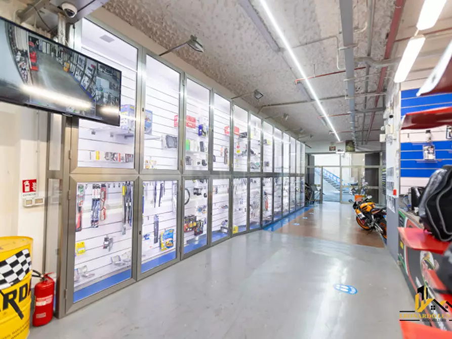 Immagine 11 di Magazzino in affitto  in Via Filippo Brunelleschi a Palermo