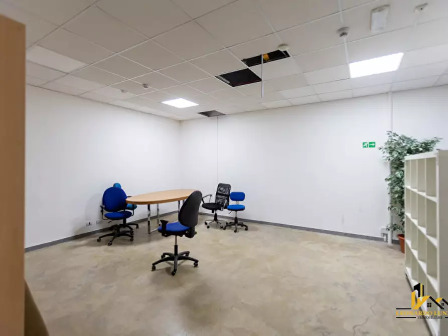 Immagine 17 di Magazzino in affitto  in Via Filippo Brunelleschi a Palermo