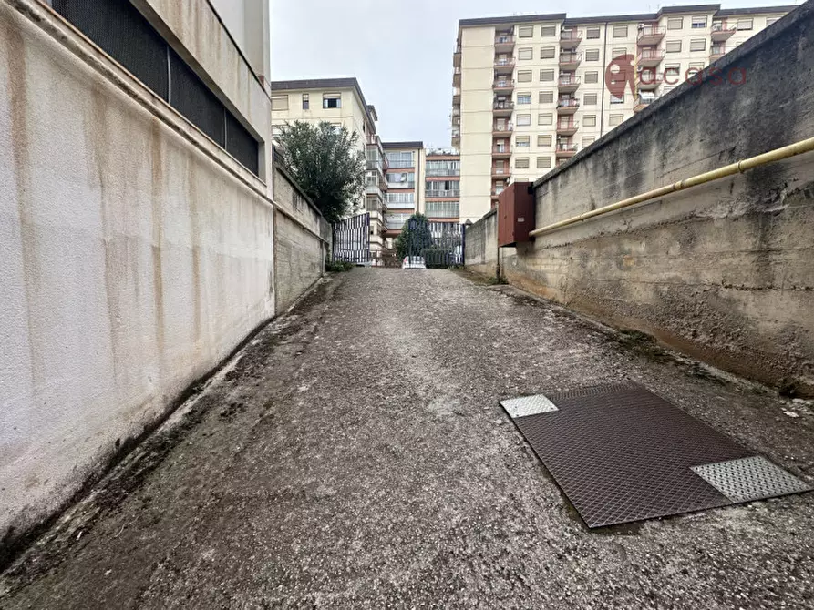 Immagine 2 di Garage in vendita  in Via Calogero Nicastro 10 a Palermo
