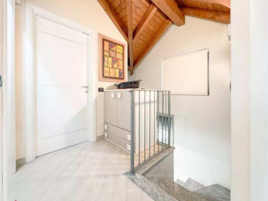 Immagine 12 di Villa in vendita  in Via Antonio Gramsci 71 a Cureggio