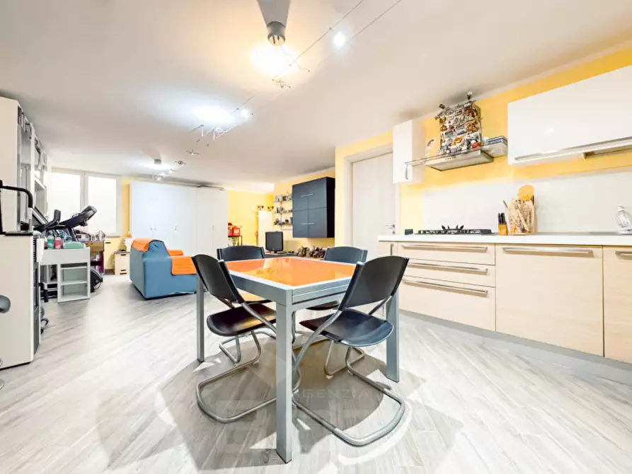 Immagine 26 di Villa in vendita  in Via Antonio Gramsci 71 a Cureggio