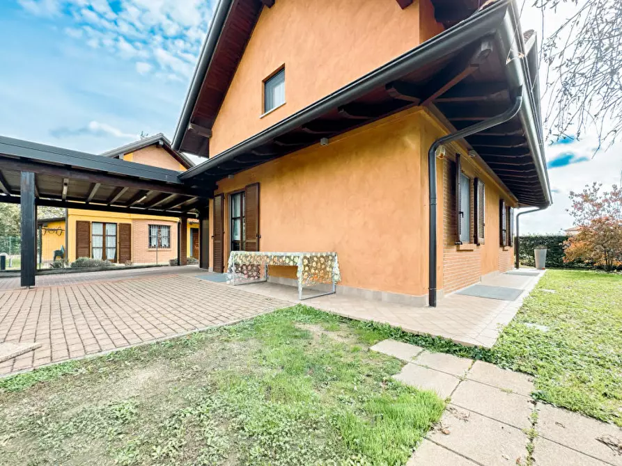 Immagine 29 di Villa in vendita  in Via Antonio Gramsci 71 a Cureggio