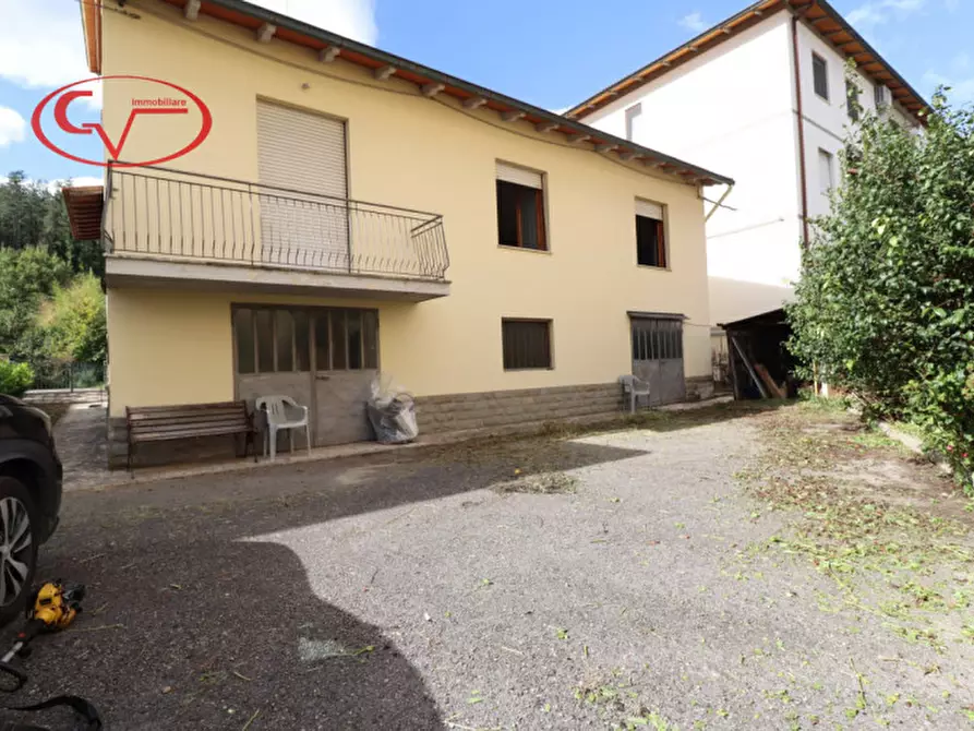 Immagine 1 di Casa indipendente in vendita  in Via Pacinotti a Montevarchi