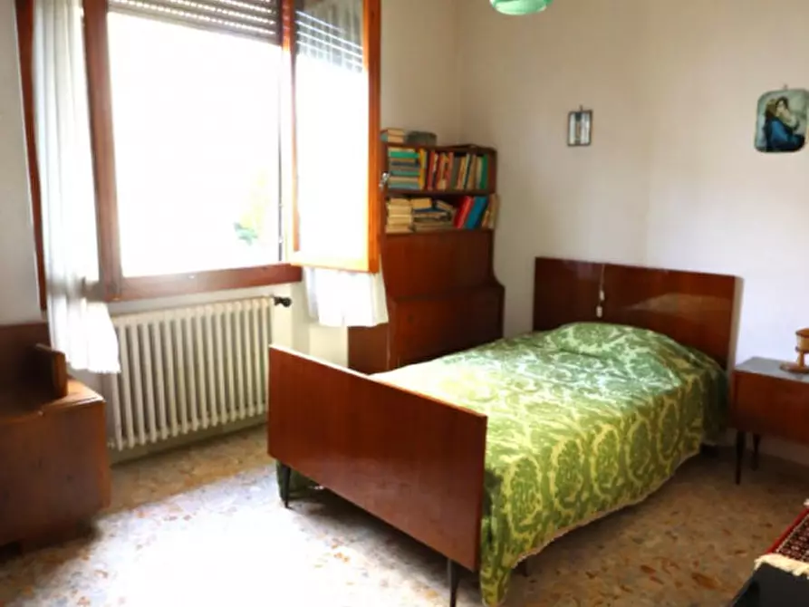 Immagine 17 di Casa indipendente in vendita  in Via Pacinotti a Montevarchi