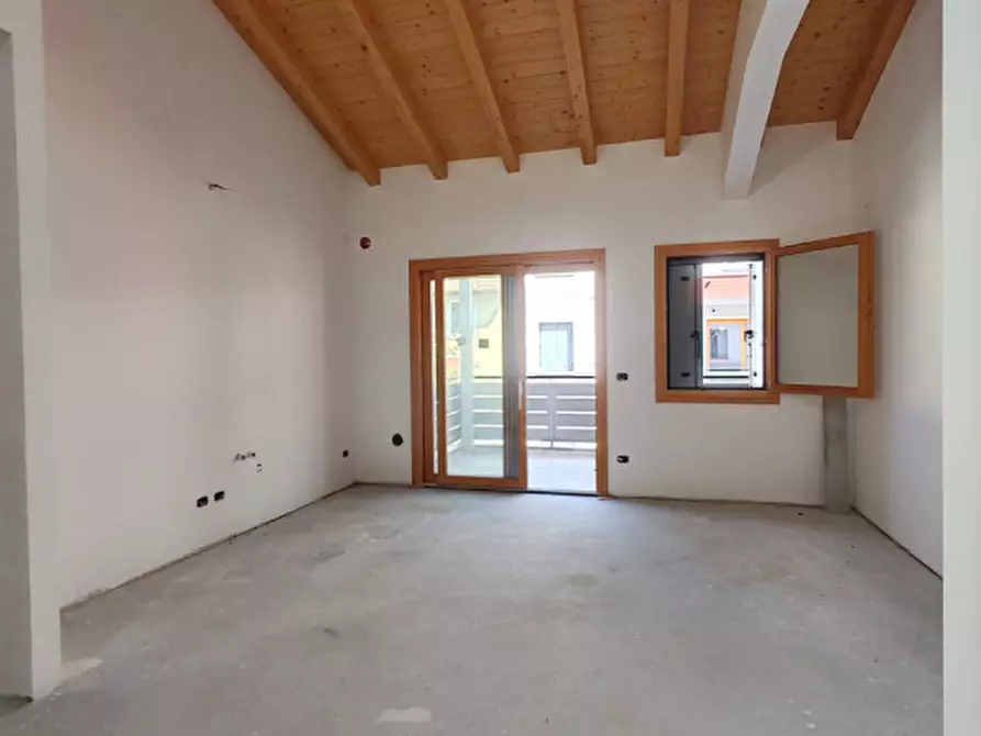Immagine 1 di Appartamento in vendita  in Via Maestra vecchia a Cordenons