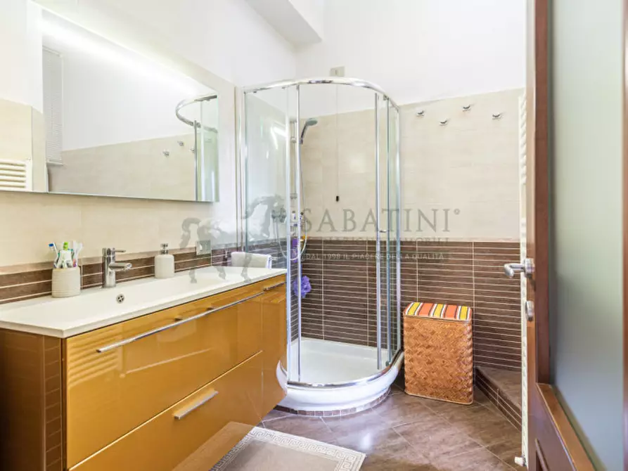 Immagine 16 di Appartamento in vendita  in Via Adda 10 a Milano