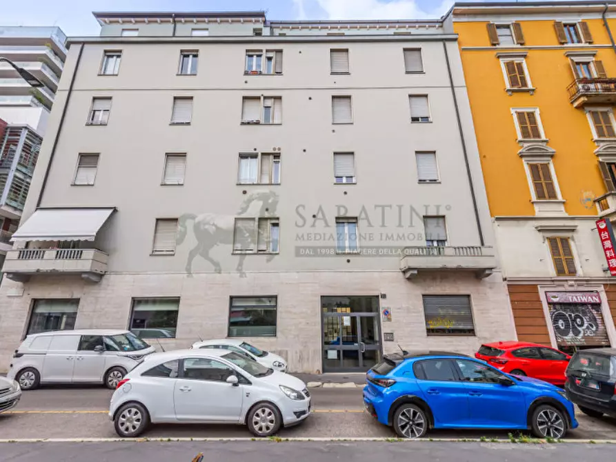 Immagine 21 di Appartamento in vendita  in Via Adda 10 a Milano