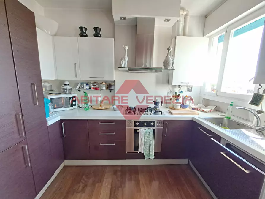 Immagine 6 di Appartamento in vendita  in asilo nido delfino a Venezia