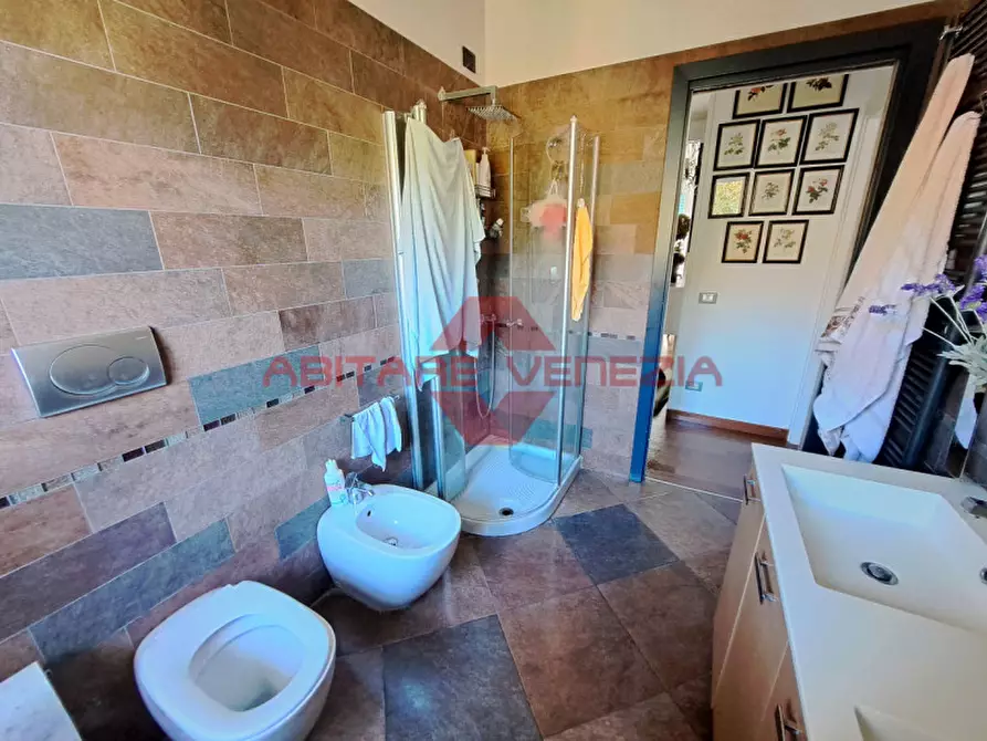 Immagine 10 di Appartamento in vendita  in asilo nido delfino a Venezia