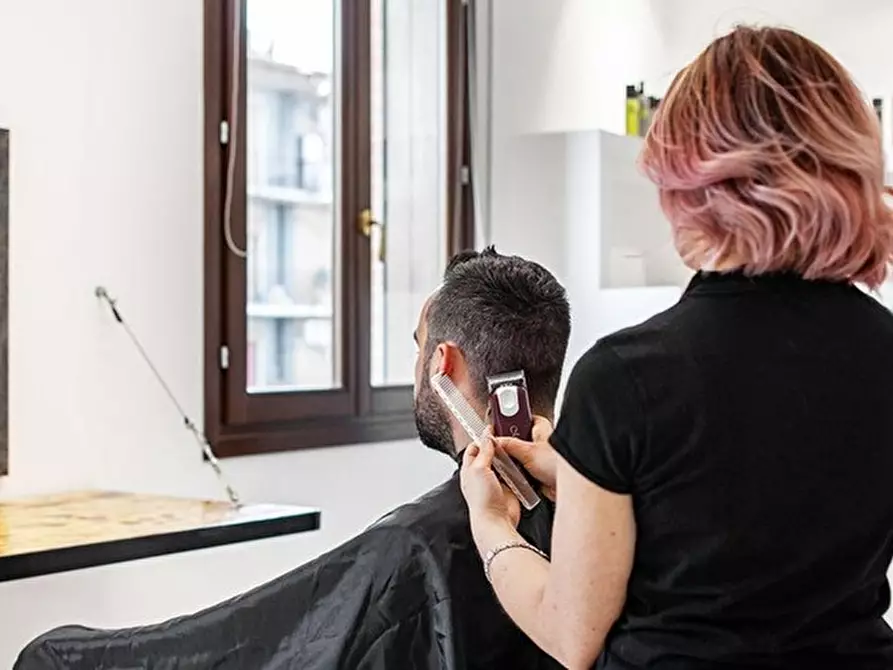 Immagine 2 di Negozio in affitto  in via Giorgione a Asolo