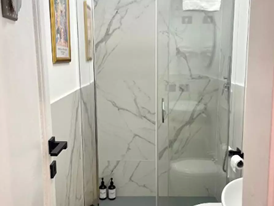 Immagine 9 di Appartamento in vendita  in Via dei Saponai a Firenze