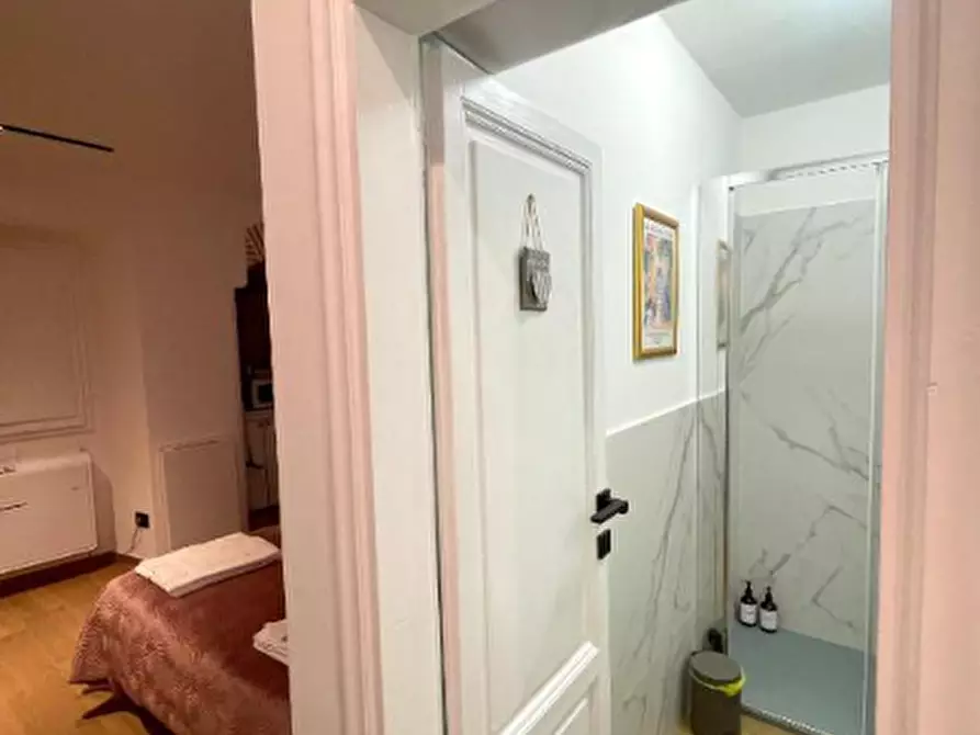 Immagine 17 di Appartamento in vendita  in Via dei Saponai a Firenze