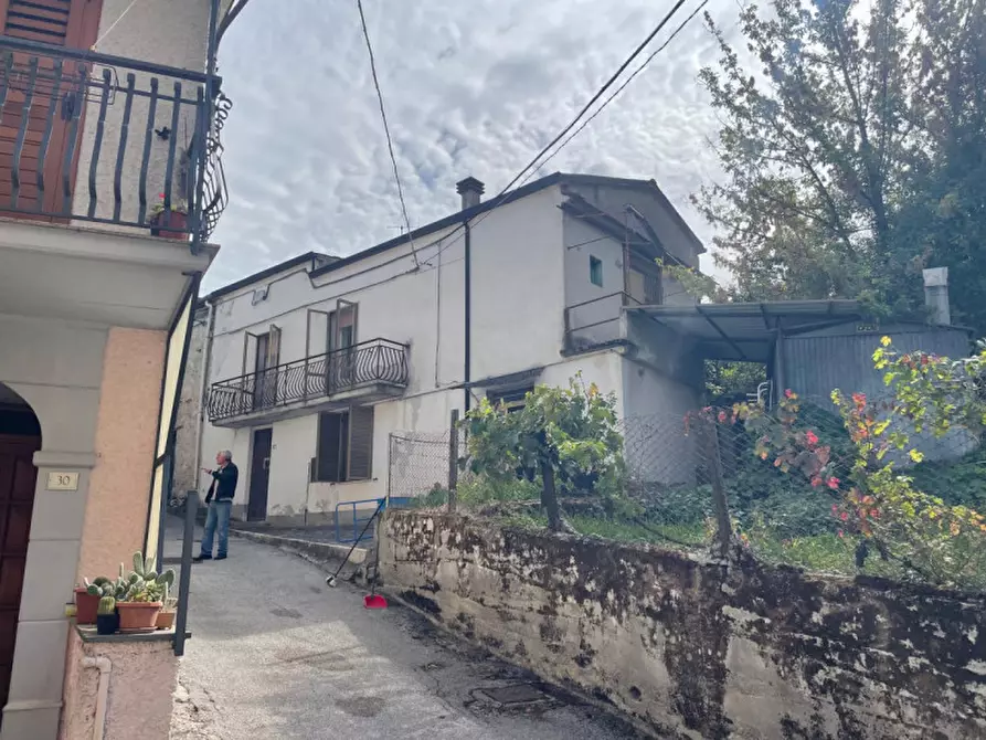 Immagine 3 di Casa indipendente in vendita  in Via Pioniello a Paternò