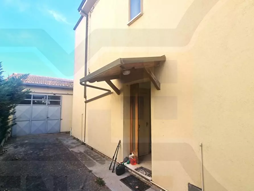 Immagine 26 di Villetta a schiera in vendita  in Viale Giulio Zaganelli a Massa Lombarda