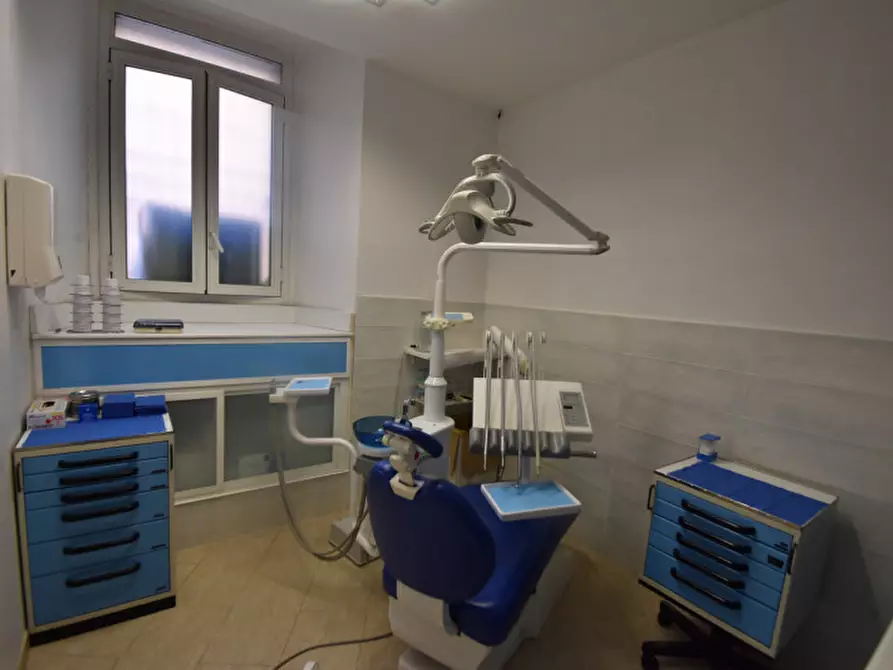 Immagine 18 di Appartamento in vendita  in Via Magnagrecia a Roma