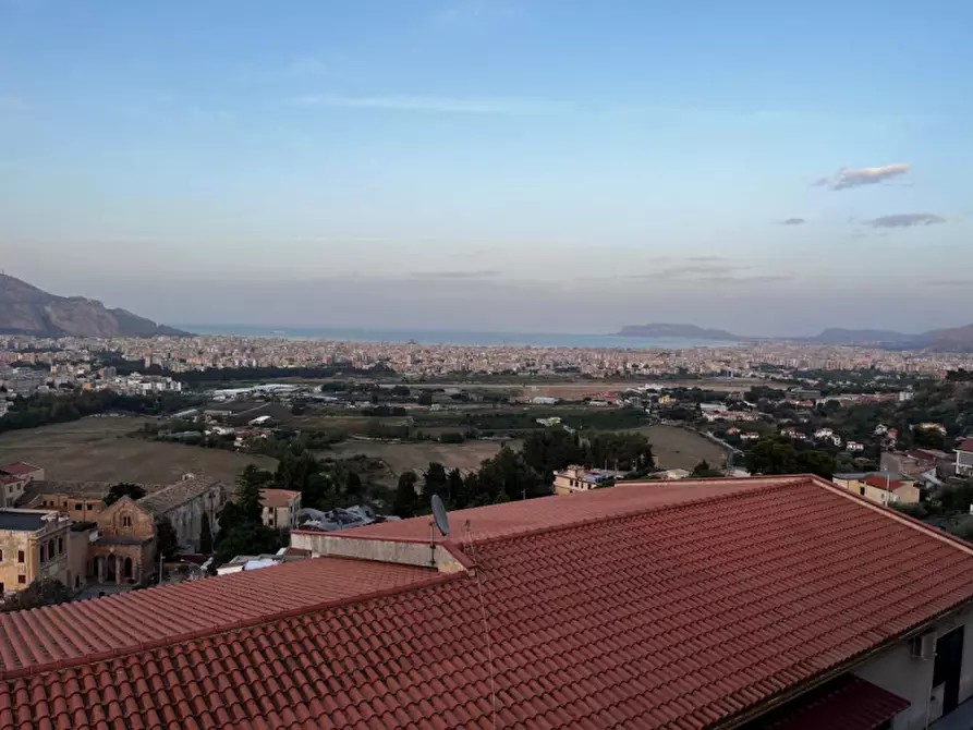 Immagine 4 di Villa in vendita  in Via Ruffo di Calabria a Palermo
