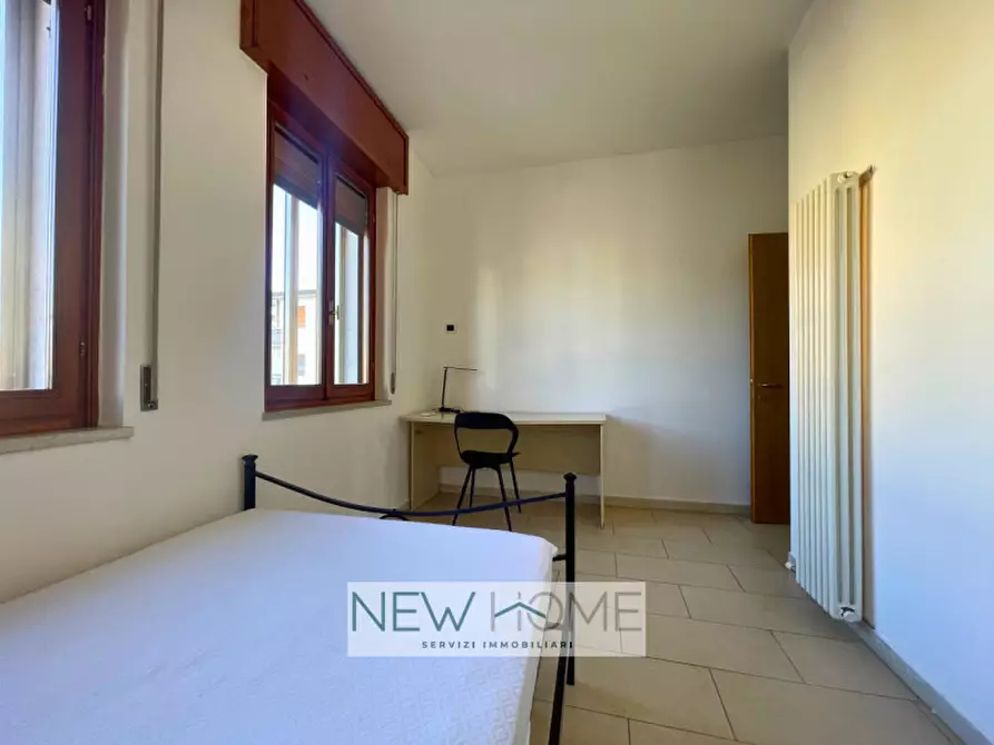 Immagine 9 di Camera in affitto  in Via Mastino della Scala 13 a Verona